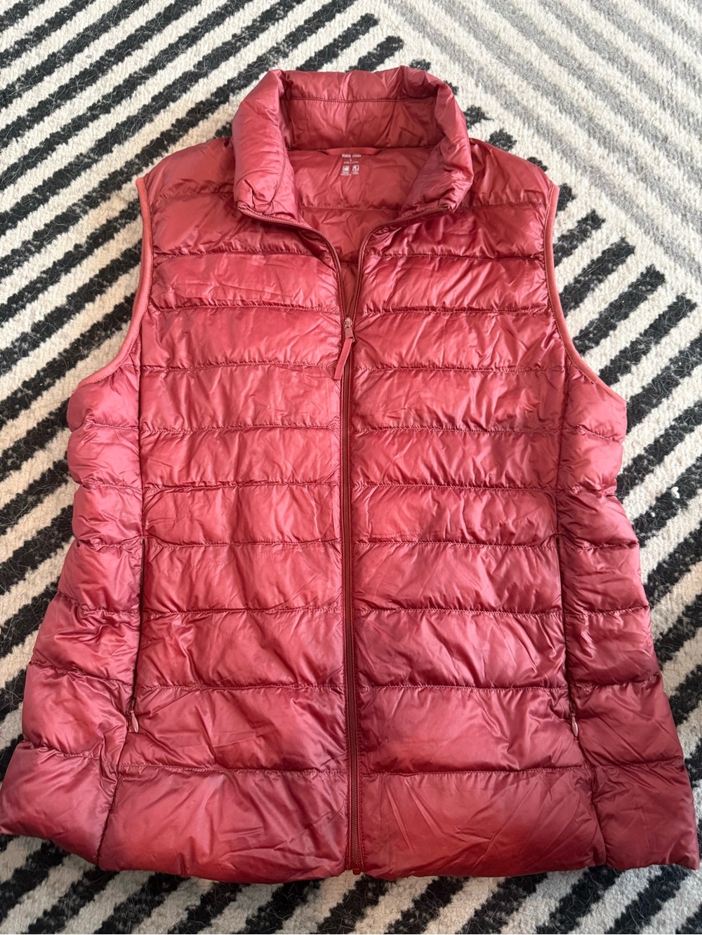 Uniqlo Women's Quilted Puffer Vest - Berry Red